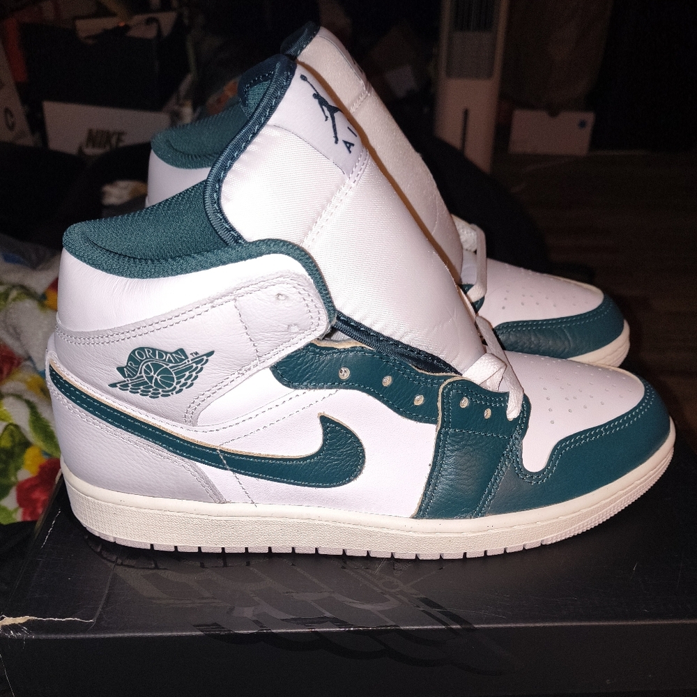 NWT Jordan Air 1